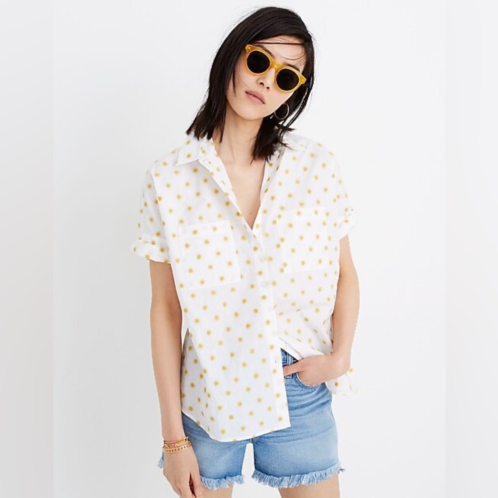 Madewsll Sun Embroidered Pattern Courier Button Up Short Sleeved Shirt Size M